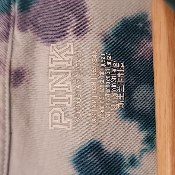 Victoria's Secret PINK Campus Long Sleeve Top - Picture 2 of 7